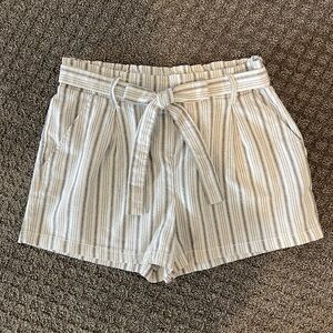 Ci Sono Cream High Waist Shorts with Elastic Waistband